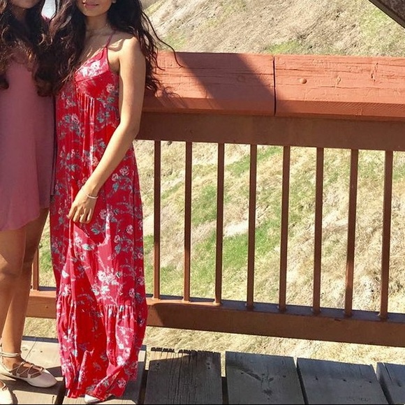 Floral maxi dress - Picture 1 of 6